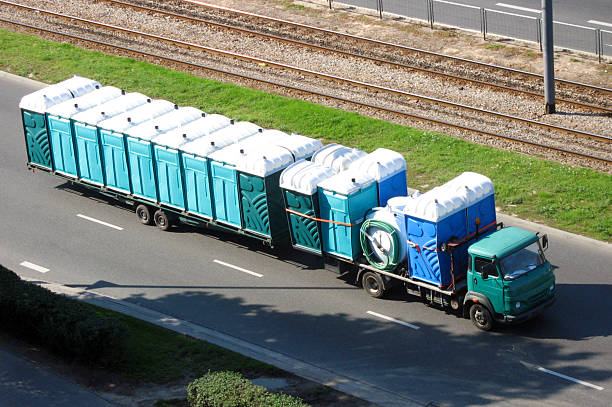 Portable Toilet Options We Offer in Meadow Oaks, FL